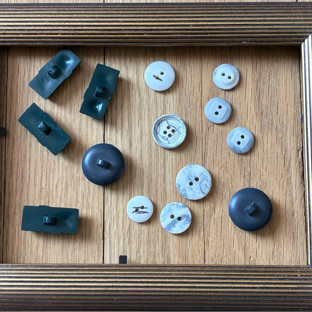 Vintage Buttons 1960’s, 1970’s GREY colors. 14 asstd buttons. Lucite/plastic.